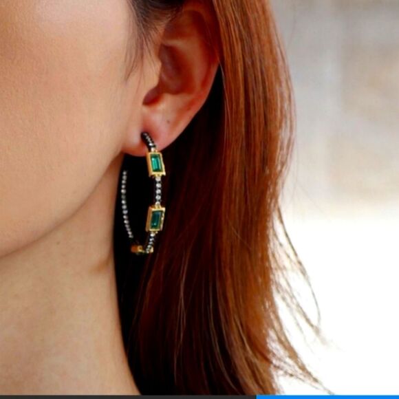 ALEXIS BITTAR EMERALD GREEN HOOPS!!! NWOT!!! - Picture 6 of 6